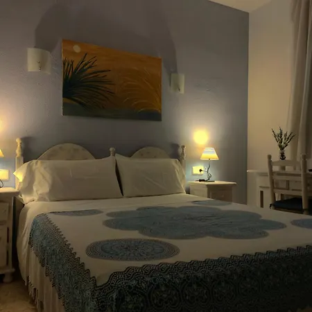 Pinares بيت ضيافة يوريت دي مار