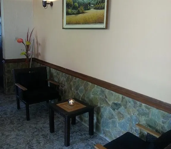 Pinares 2* يوريت دي مار