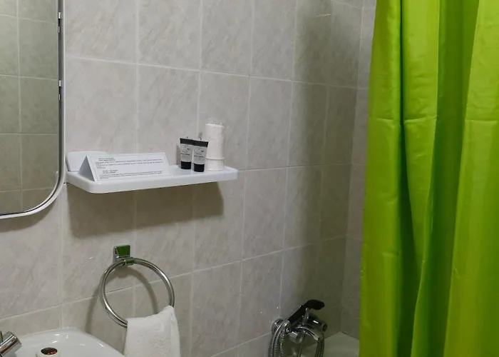 Pinares Gæstehus 2*